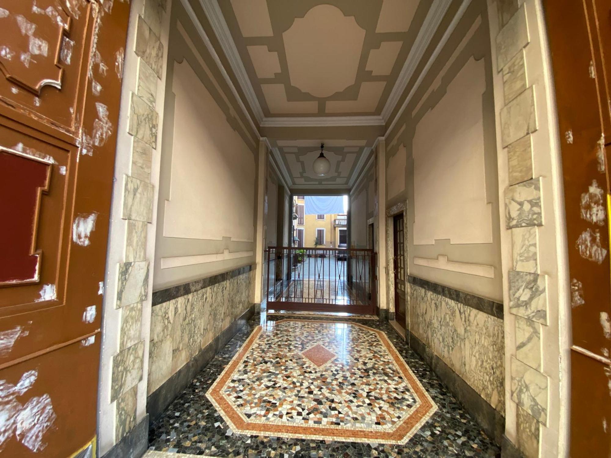 Elegance - - Via Spartaco - Porta Romana Mailand